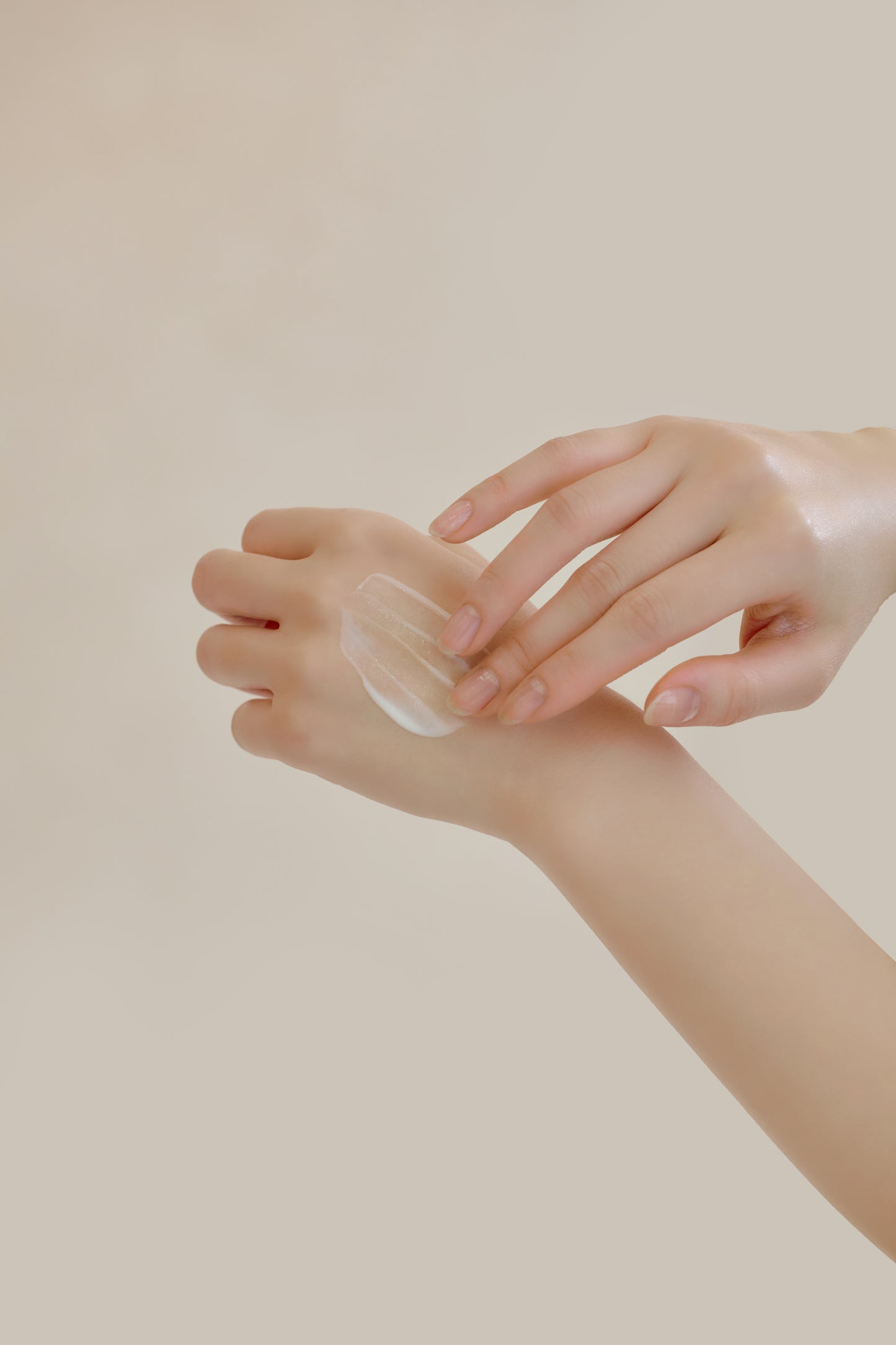 Luminous Skin Sun Serum SPF50+
