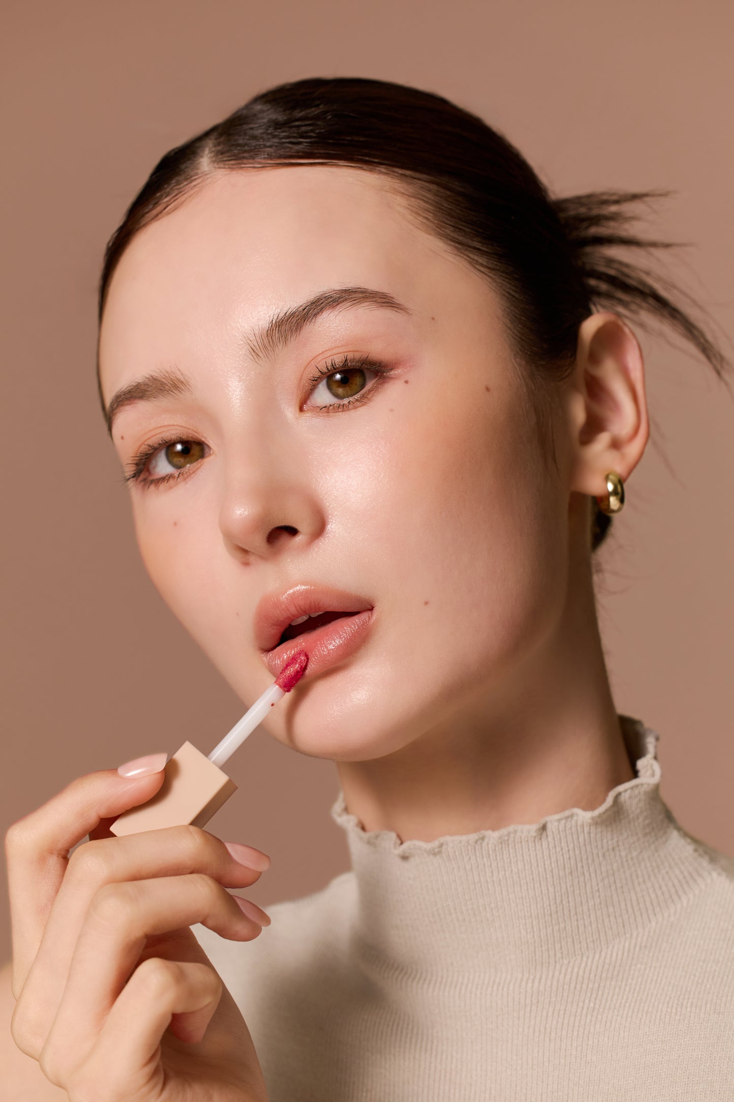 Satin Lip Glaze